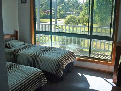 2 Stella Way, Lake Tabourie