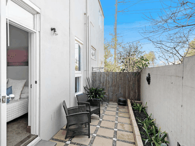 9 / 338 Bay Road, Cheltenham