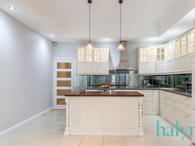 53 West Parade, Perth