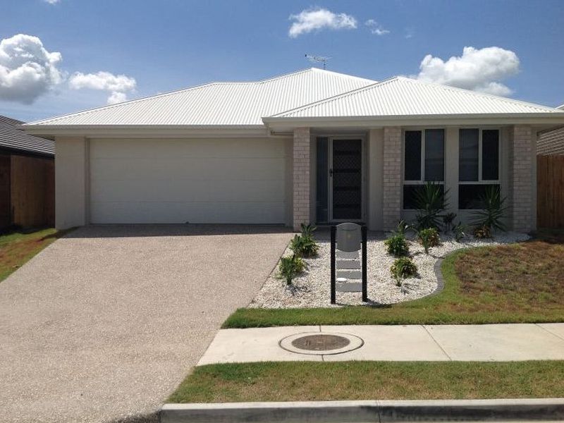 8 Derwent Close, Holmview