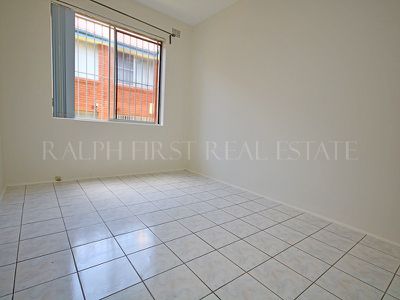 2 / 8 Fairmount Street, Lakemba