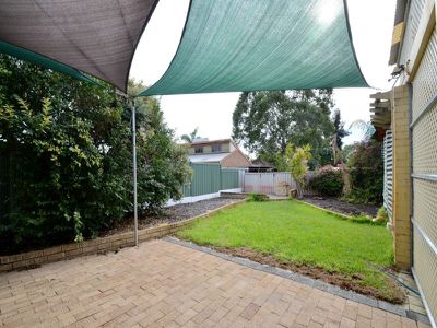 7 Bywood Way, Lynwood