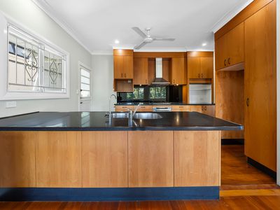 63 Mccaul Street, Taringa