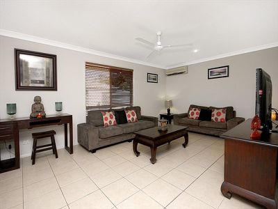 10 Harrison Grove, Deebing Heights
