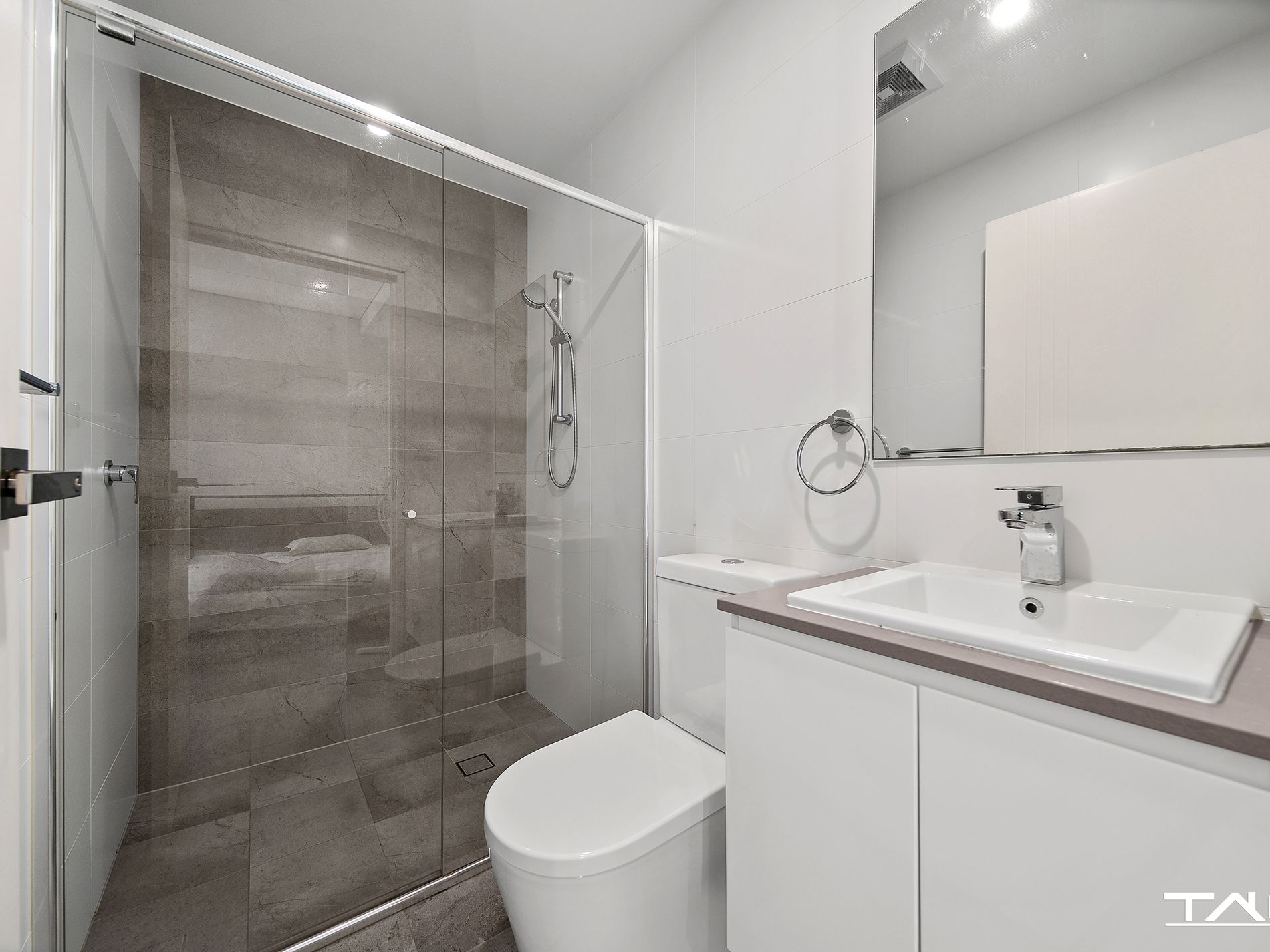 5 / 2 Patricia Street, Mays Hill