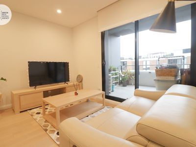 824 / 1 Maple Tree Road, Westmead