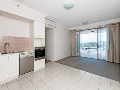 902 / 11 Ellenborough Street, Woodend