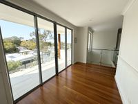 8 Tyne Street, Taringa