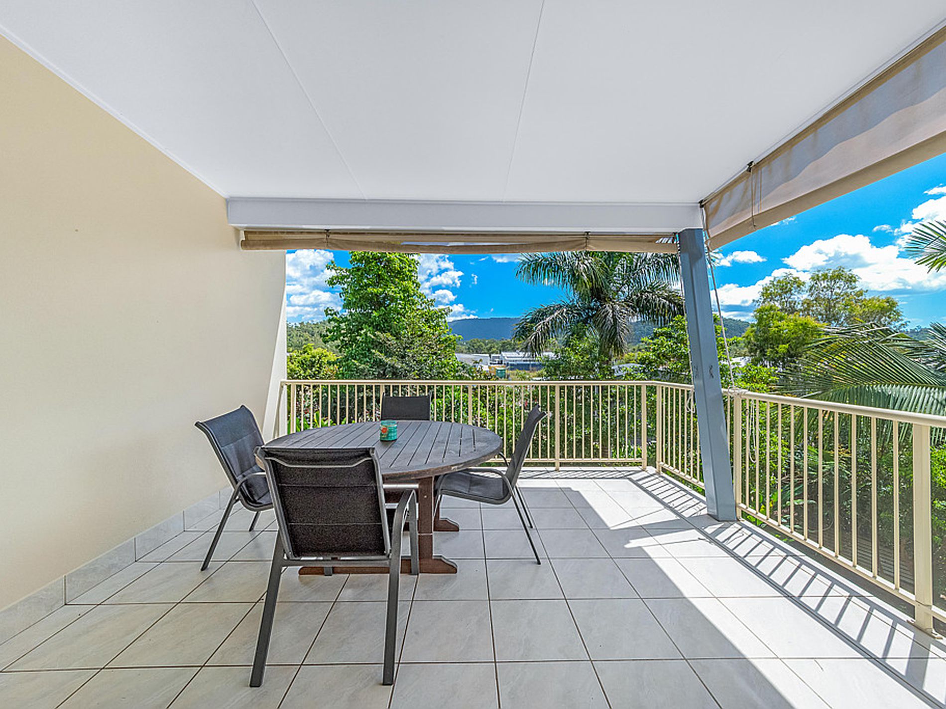 64 / 21 Shute Harbour Rd, Cannonvale