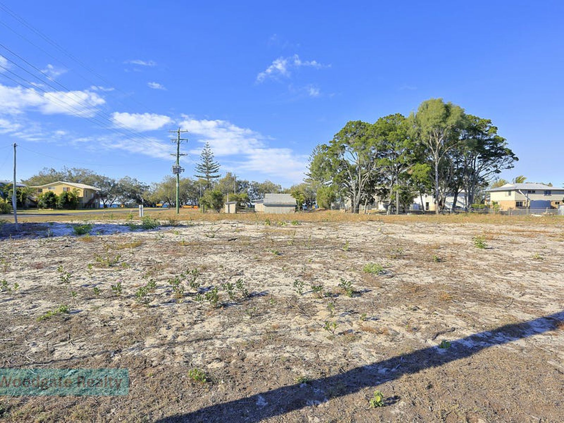 16 Oak Street, Woodgate