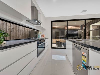 1A Shara Court, Narre Warren