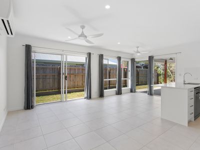 38 Ocean Place, Beachmere
