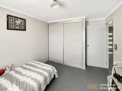 2 / 120 Bennett Road, Horsham