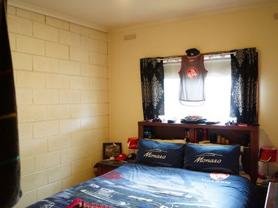 3 / 5 Smith Street, Horsham