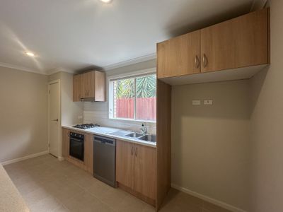 47 Canopus Circuit, Lara