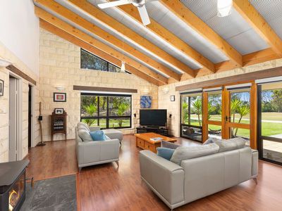 8 Geltwood Drive, Beachport