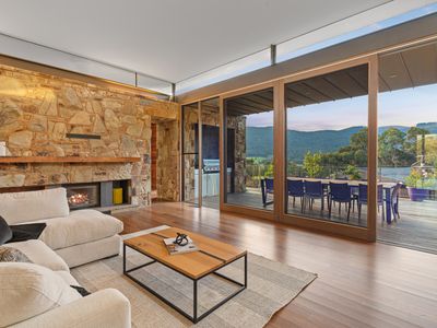 2 Tucketts Road, Mount Macedon