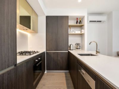 3807 / 228 La Trobe Street, Melbourne