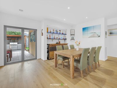 34 Crepe Avenue, Cranbourne West