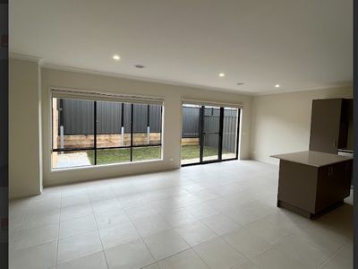 23 Akashi Cres, Craigieburn