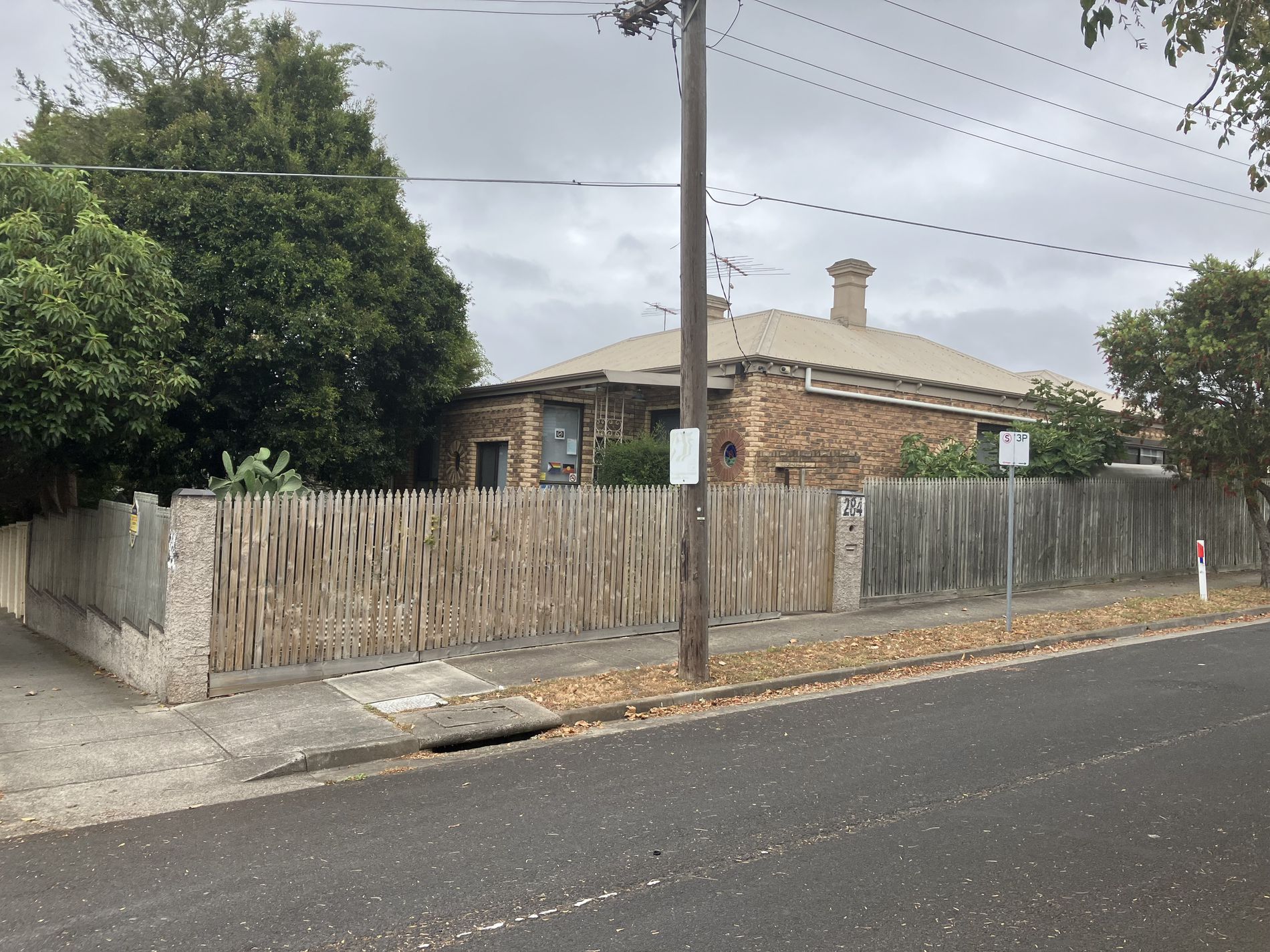 284 Latrobe Terrace, Newtown