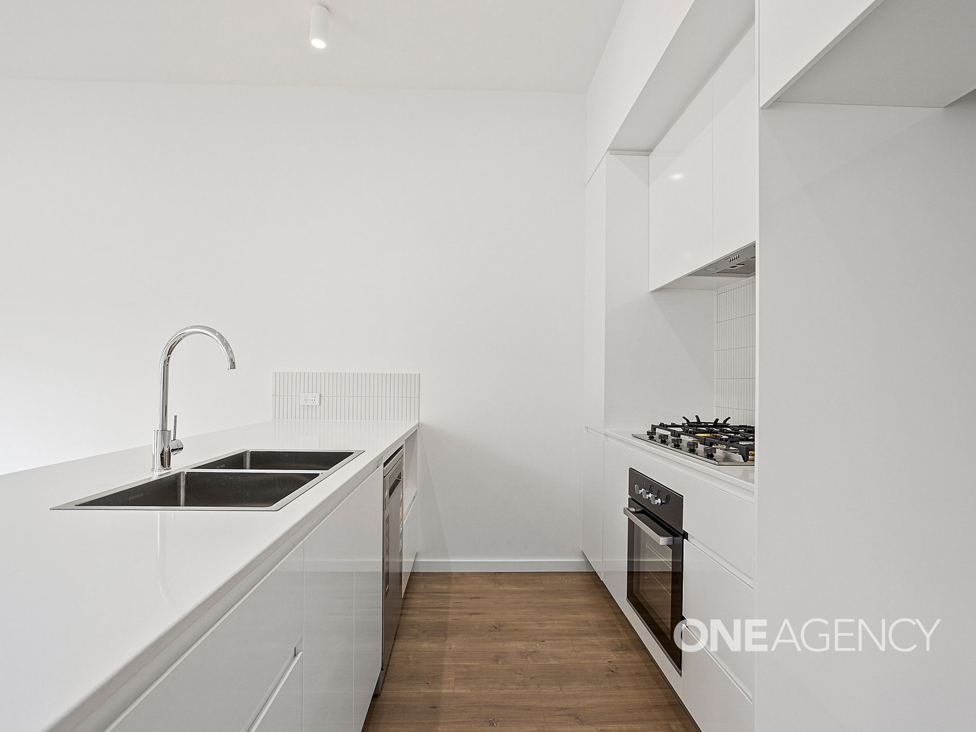 142A Lancaster Drive, Badagarang