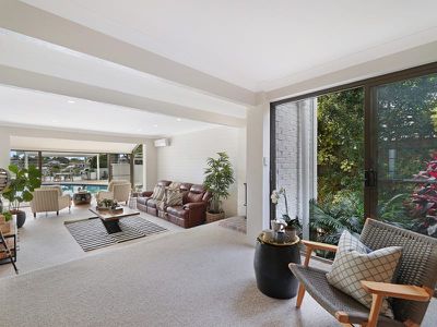 4 Garden Grove, Carrara