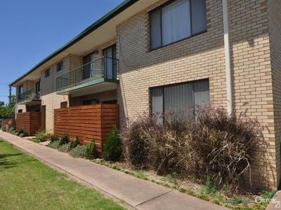 2 / 283 Darling Street, Dubbo
