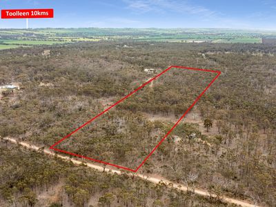 135 Chamberlain Road, Cornella