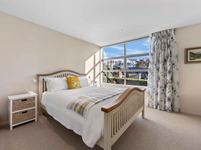 335 Highcliff Road, Highcliff