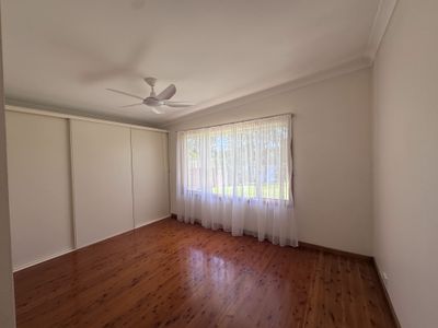 30 James Crescent, Kings Point