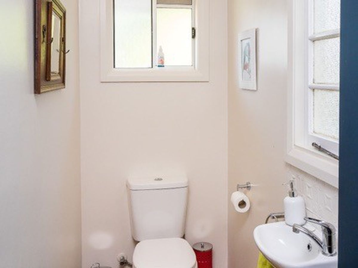 34 HERBERTON ROAD, Atherton