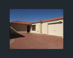 2/8 Ravenswood Drive, Nollamara