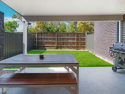 22 / 18 Tian Crescent, Upper Coomera