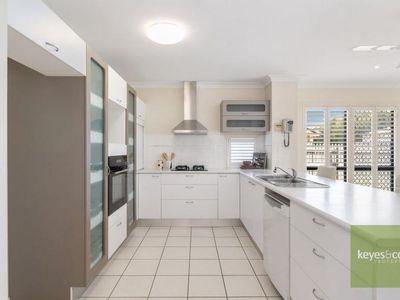 6 Wexham Court, Kirwan