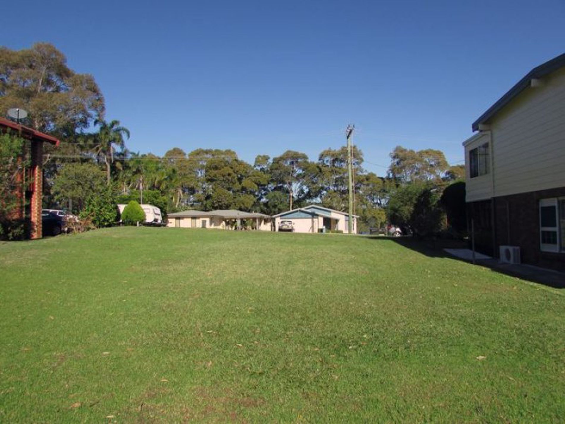 35 Kings Point Drive, Kings Point