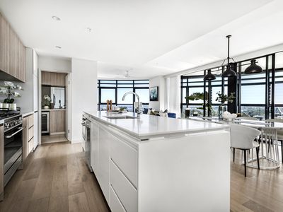 1802 / 11 Solent Circuit, Norwest
