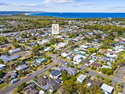 11 Belbowrie Street, Canton Beach