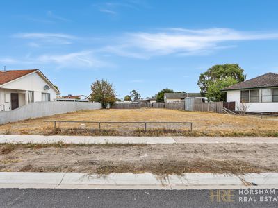73 Albert Street, Horsham