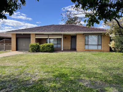 1 Aspen Road, Dubbo