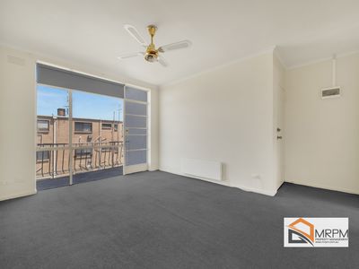 13 / 104 Cross Street, Footscray