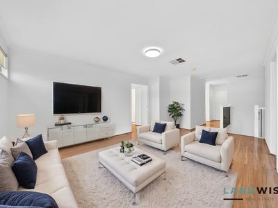 2 Elgar Lane, Caroline Springs