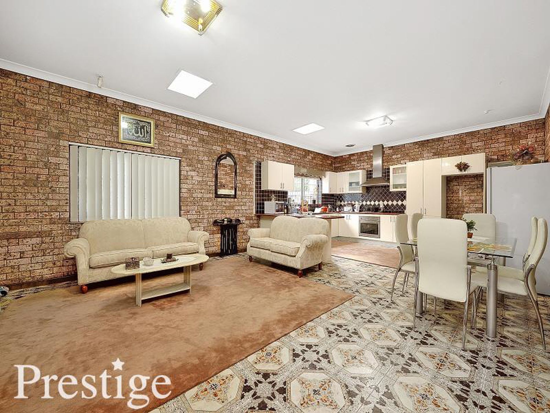 119 Wollongong Road, Arncliffe