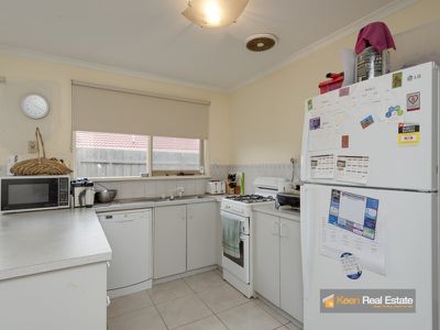 78 Warana Drive, Hampton Park