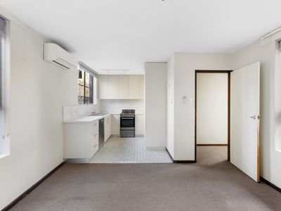 5 / 55 Cowper Street, Footscray