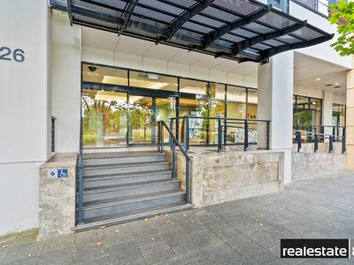 204 / 126 Mounts Bay Road, Perth