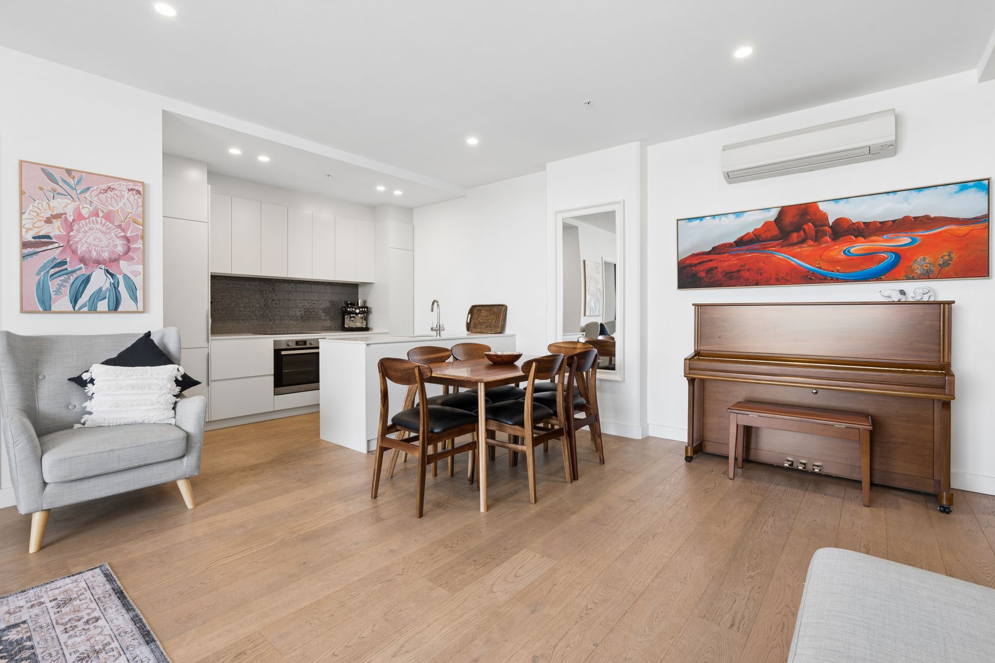 1807 / 156 Wright Street, Adelaide