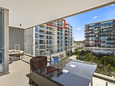 1410 / 25 East Quay Drive, Biggera Waters