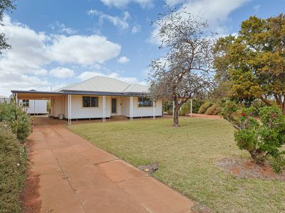 88 Parraweena Road, Coomealla