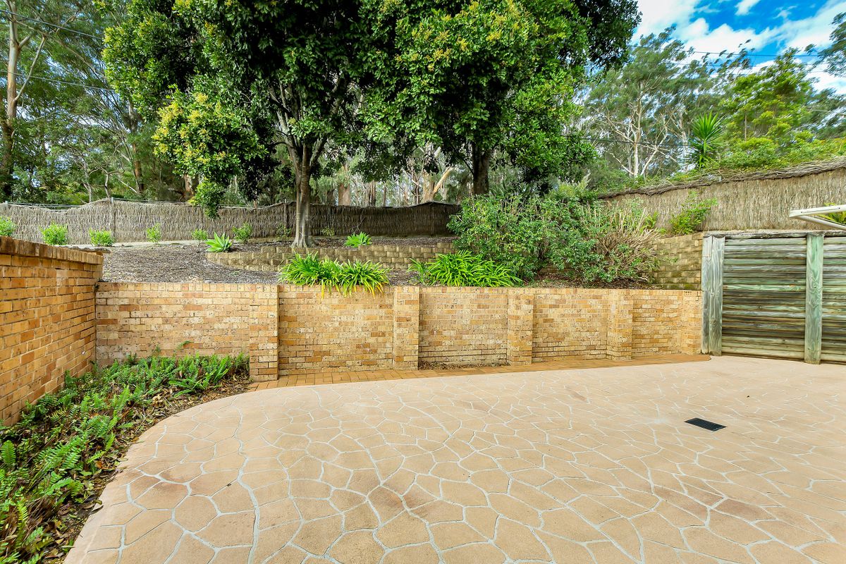 1 / 4 Gavenlock Road , Tuggerah